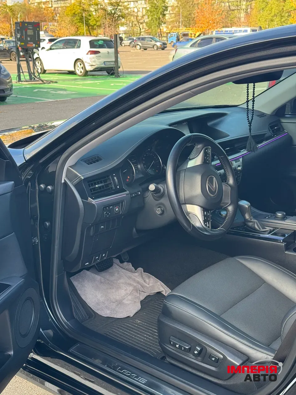 Lexus ES - фото 16