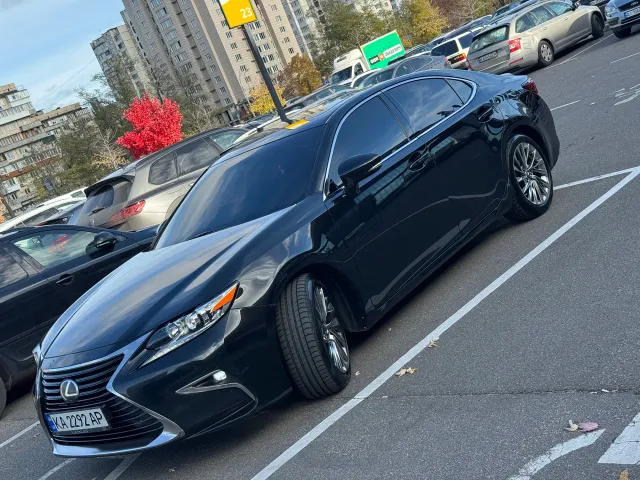 Lexus ES - фото 3