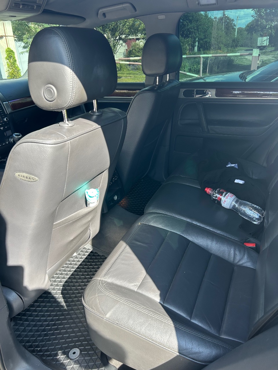 Volkswagen Touareg - фото 6