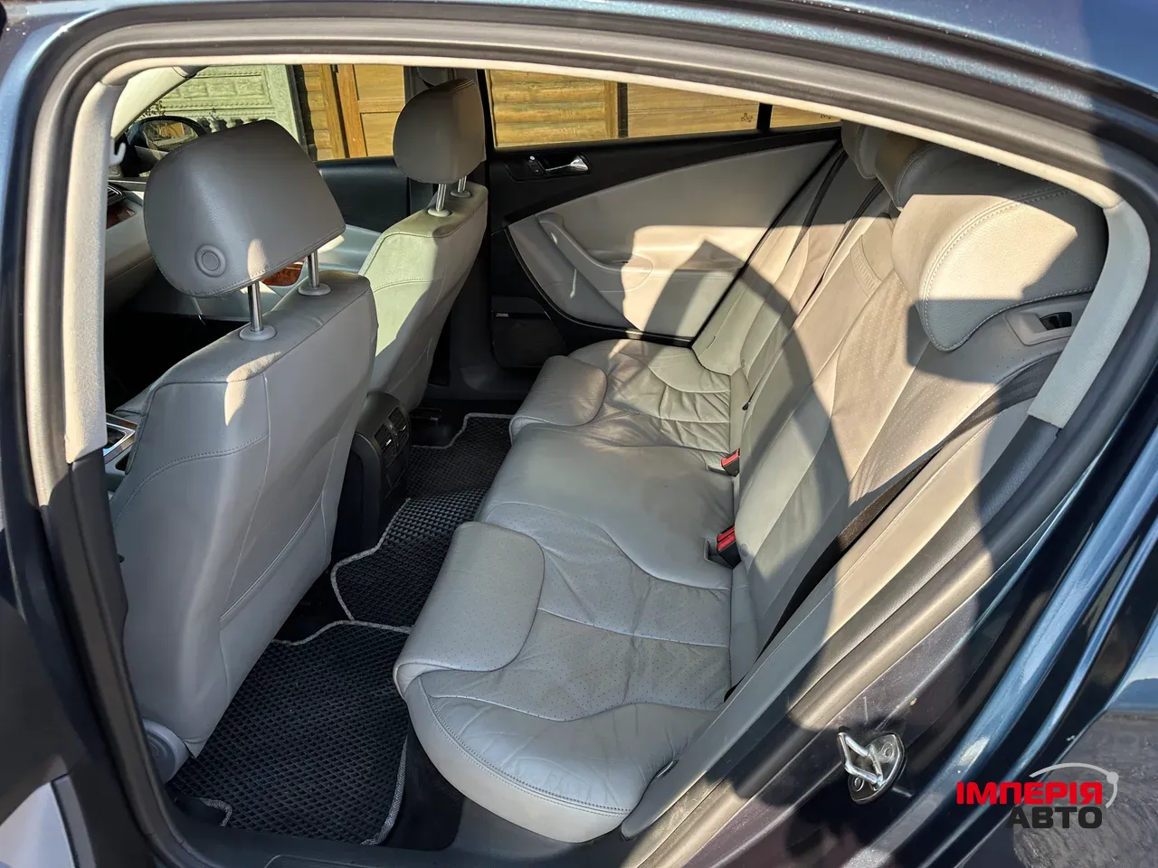 Volkswagen Passat - фото 10