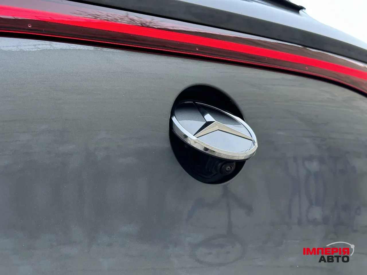 Mercedes-Benz EQE SUV - фото 14