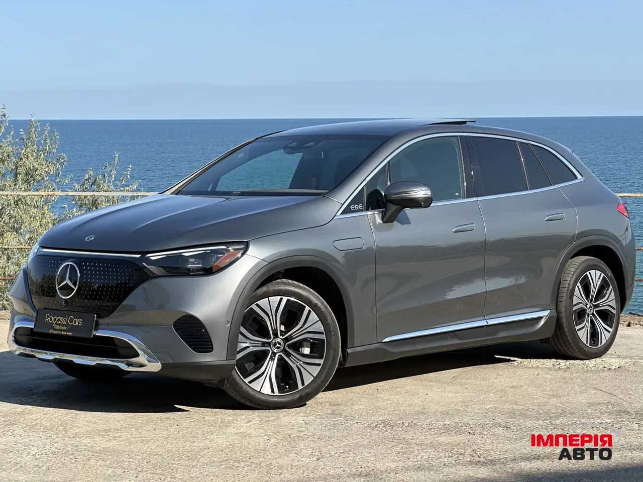 Mercedes-Benz EQE SUV - фото 1