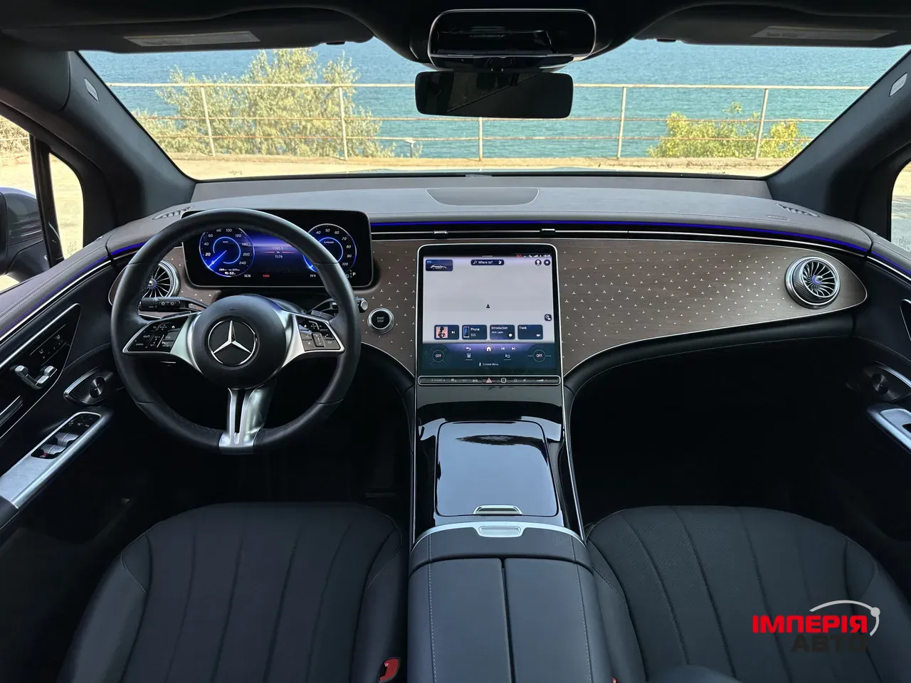 Mercedes-Benz EQE SUV - фото 25