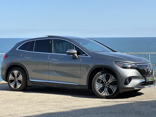 Mercedes-Benz EQE SUV - фото 3