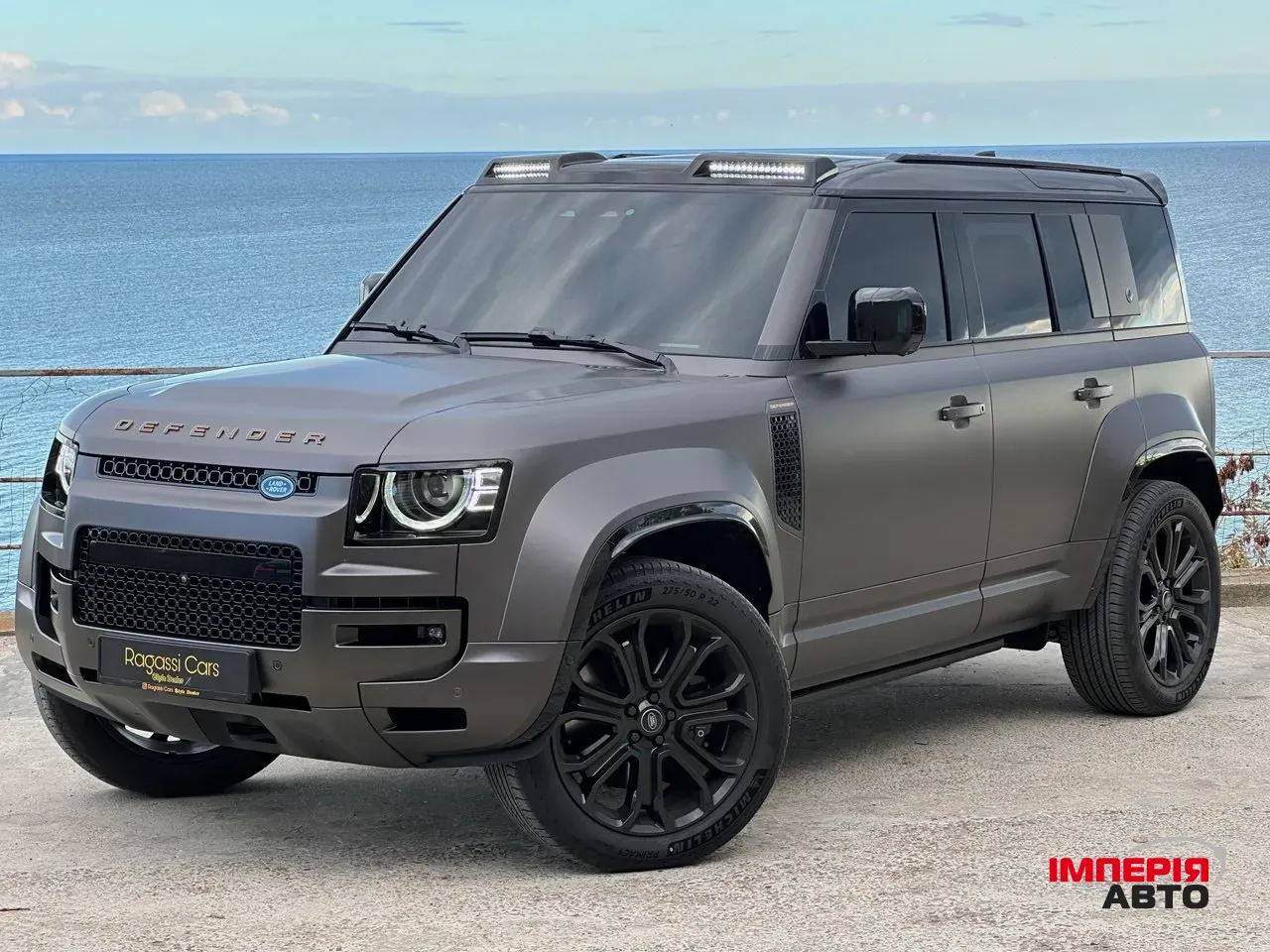 Land Rover Defender - фото 1