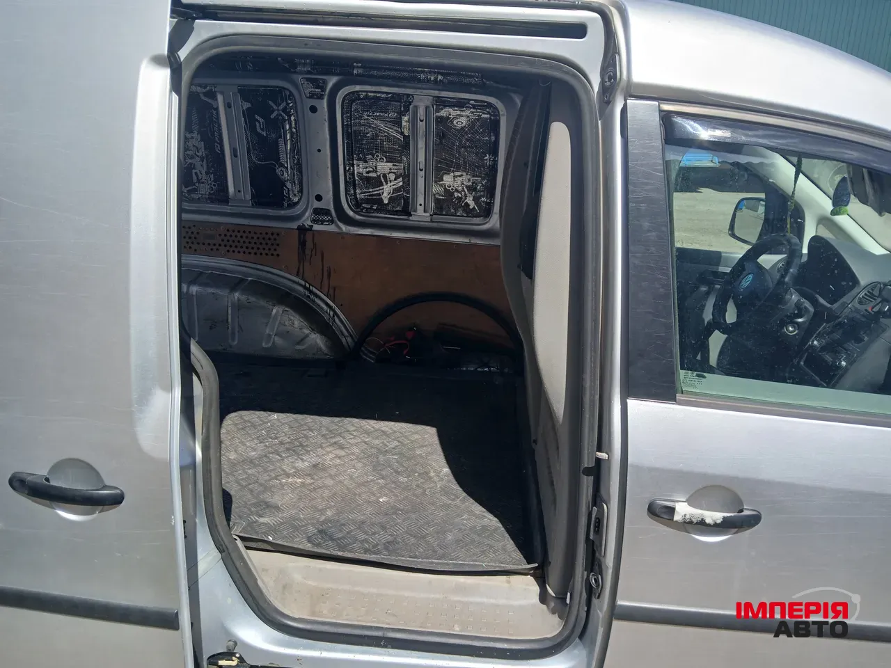 Volkswagen Caddy - фото 8