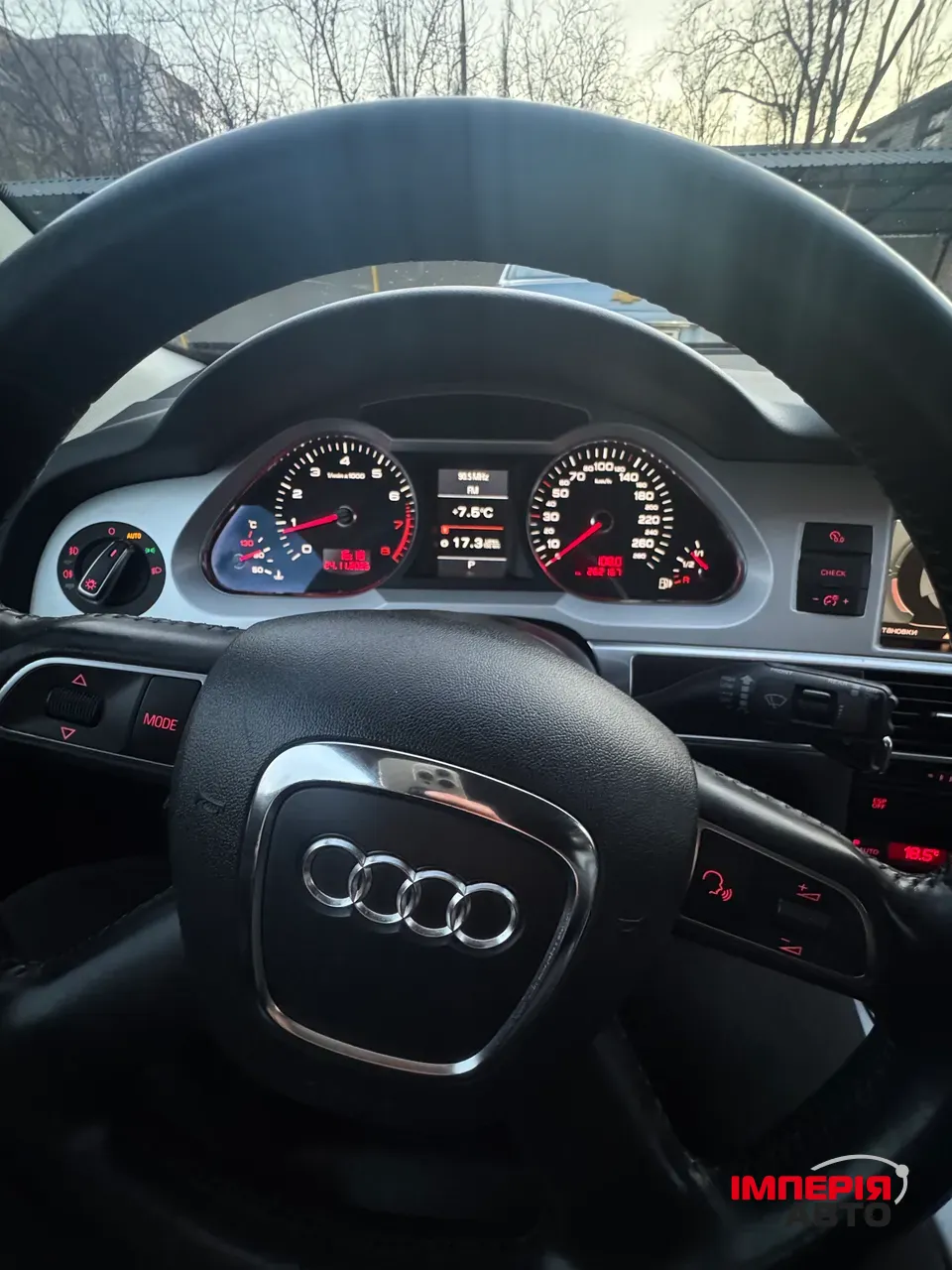 Audi A6 - фото 10