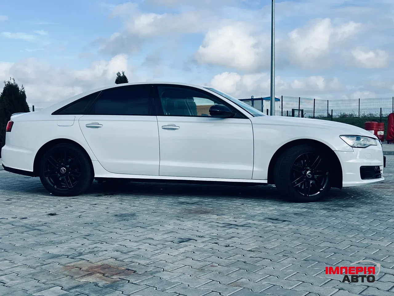 Audi A6 - фото 23