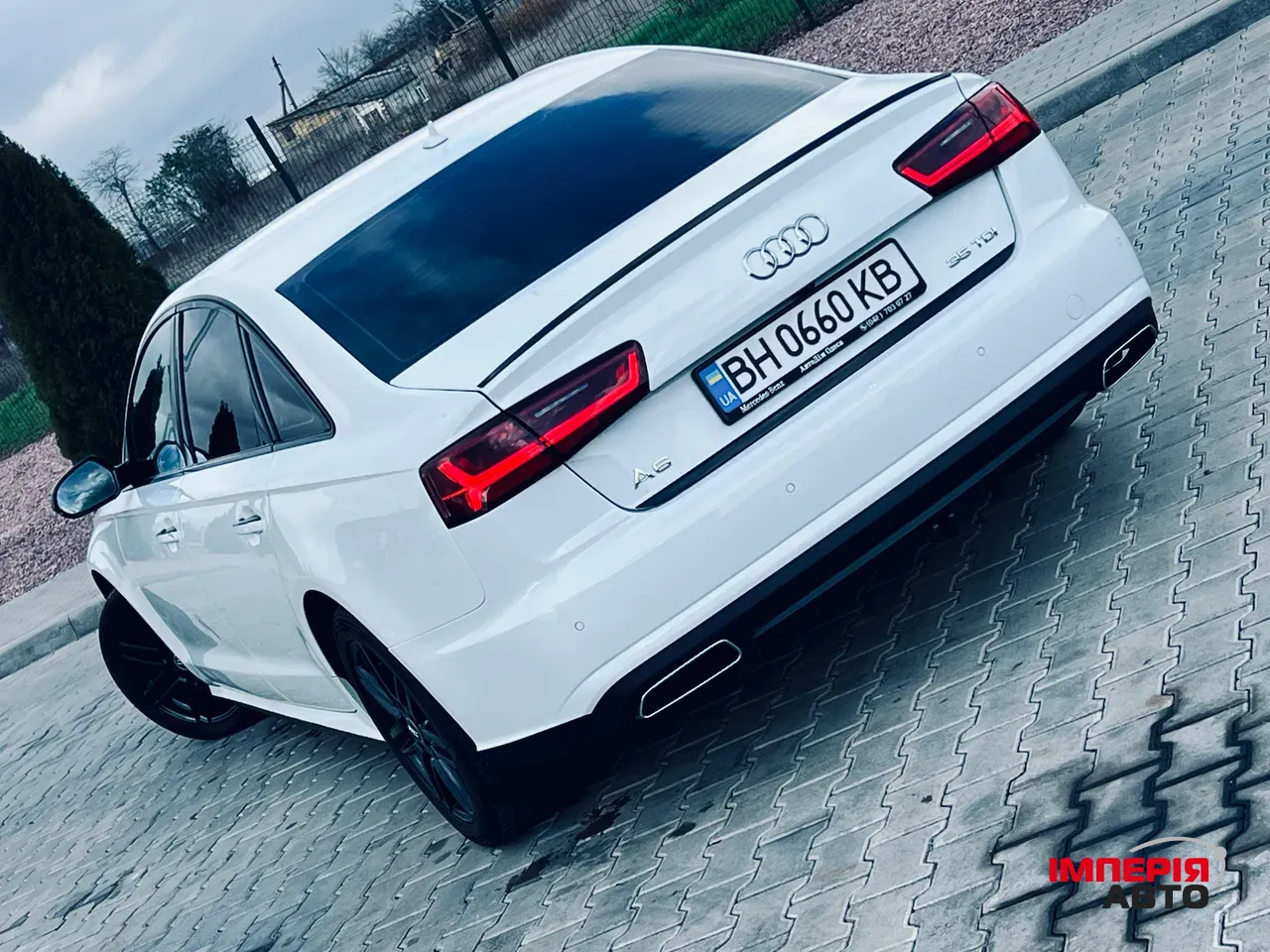 Audi A6 - фото 30
