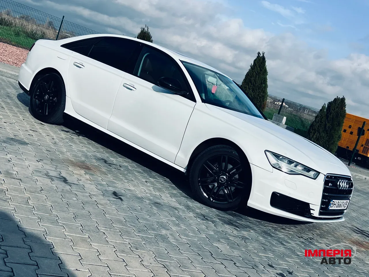 Audi A6 - фото 21
