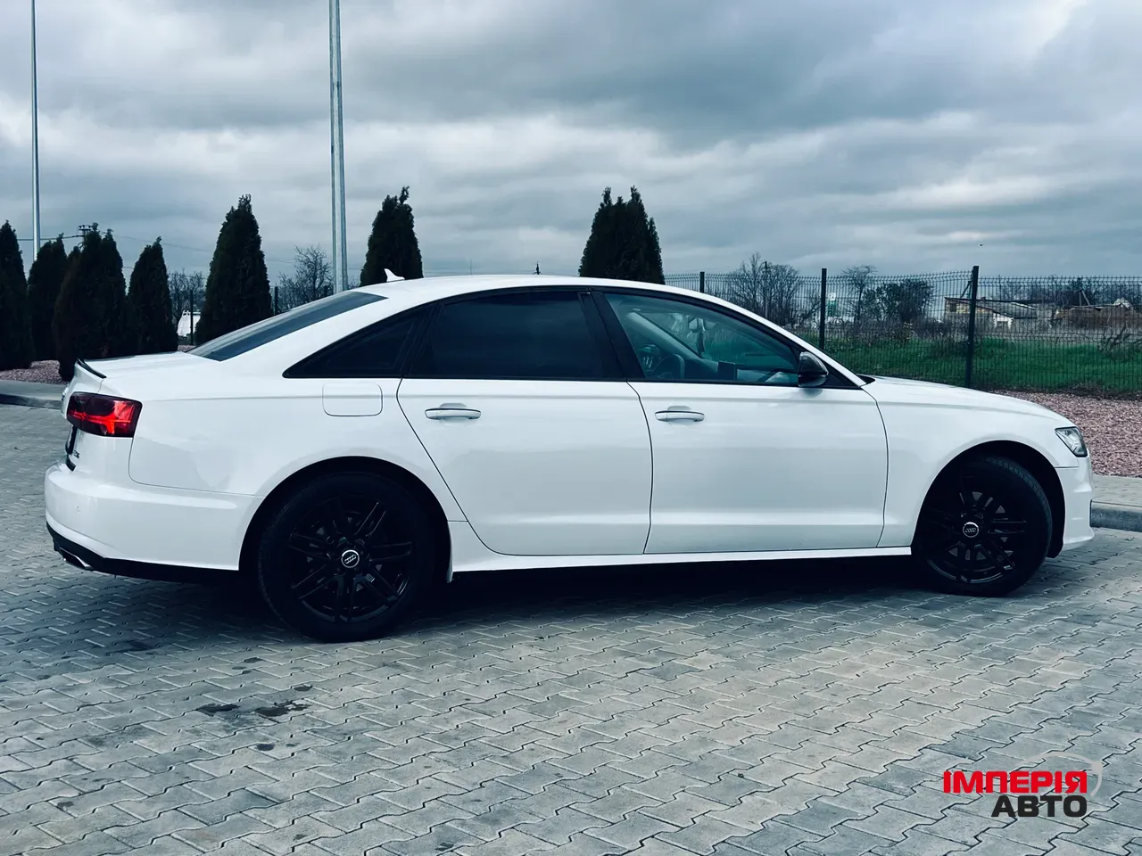 Audi A6 - фото 40