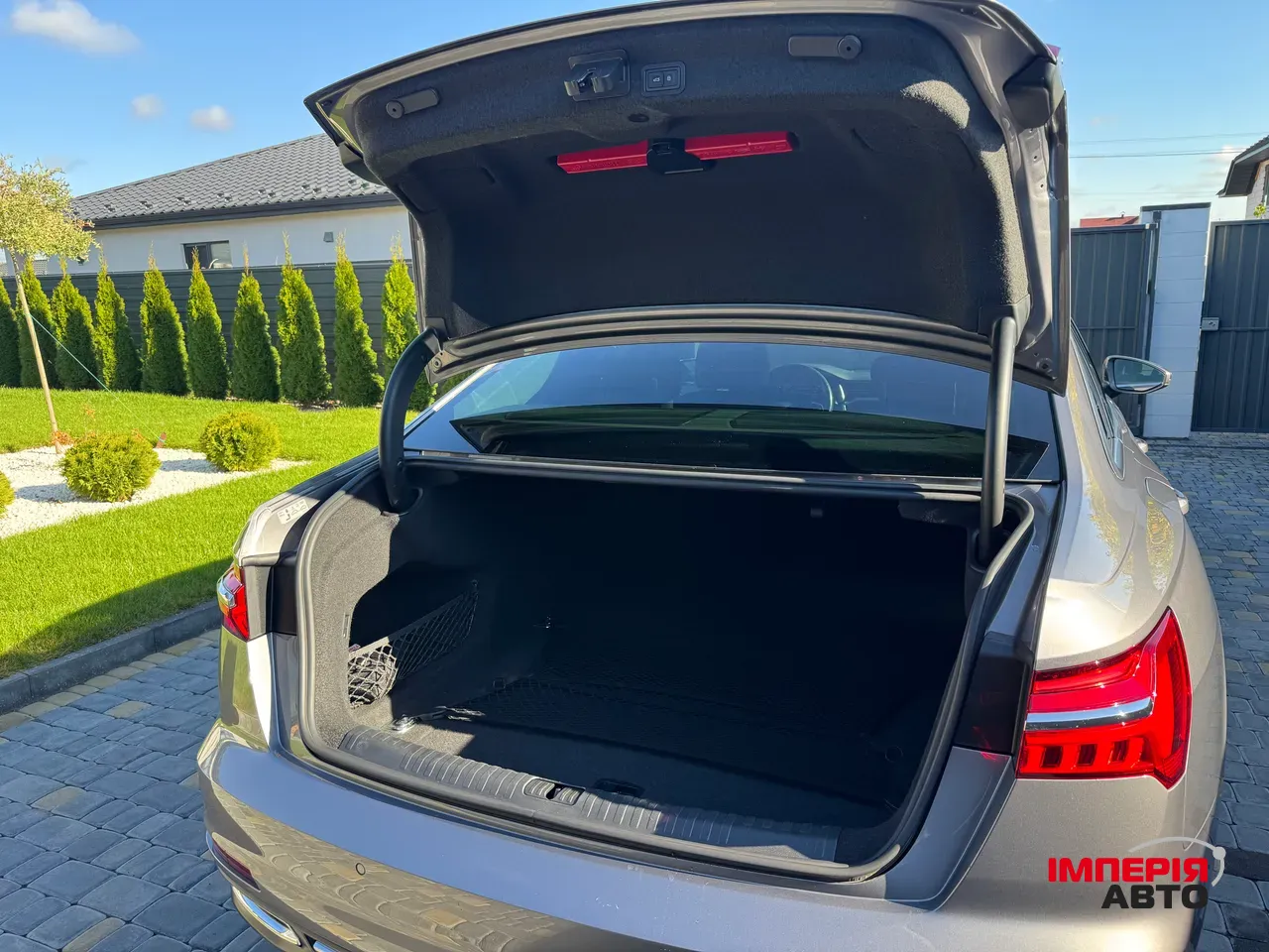 Audi A6 - фото 16