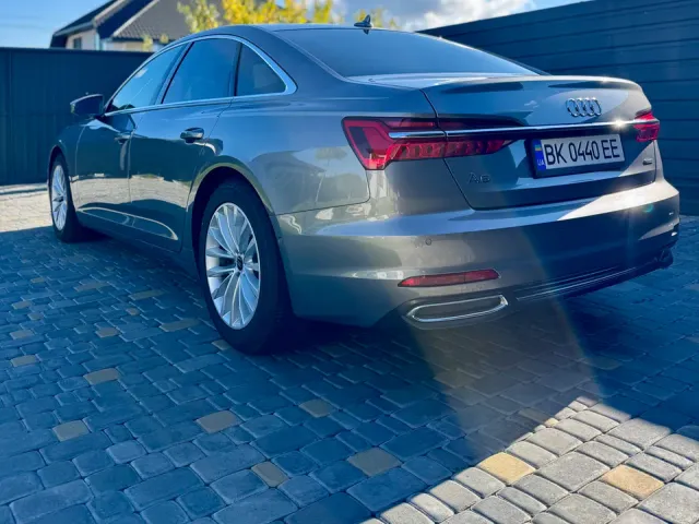 Audi A6 - фото 3