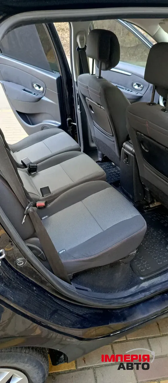 Renault Scenic - фото 9