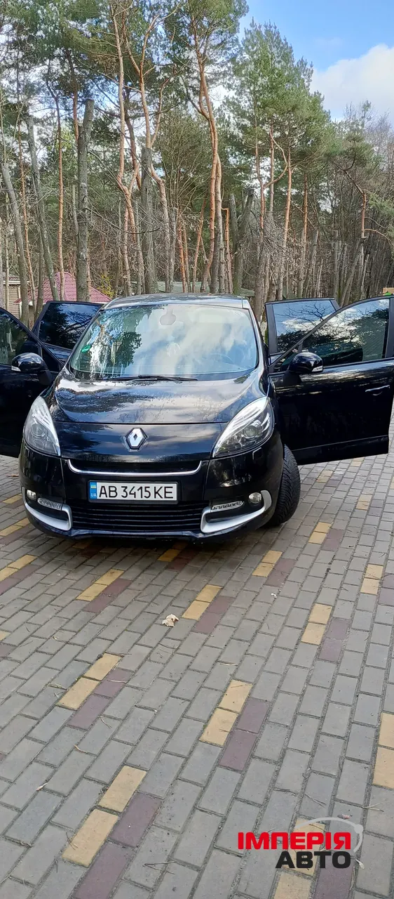 Renault Scenic - фото 15