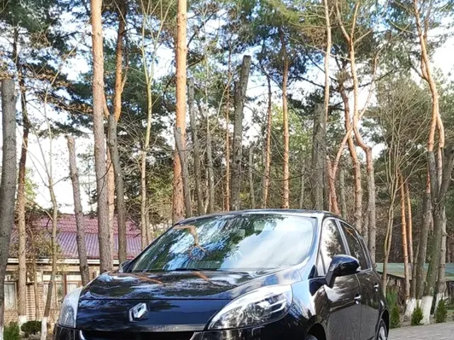 Renault Scenic - фото 1