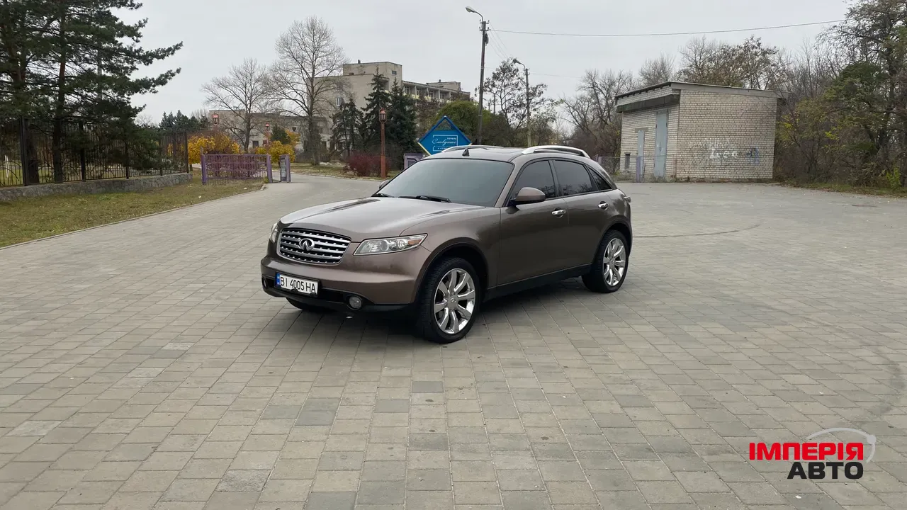 Infiniti FX - фото 1