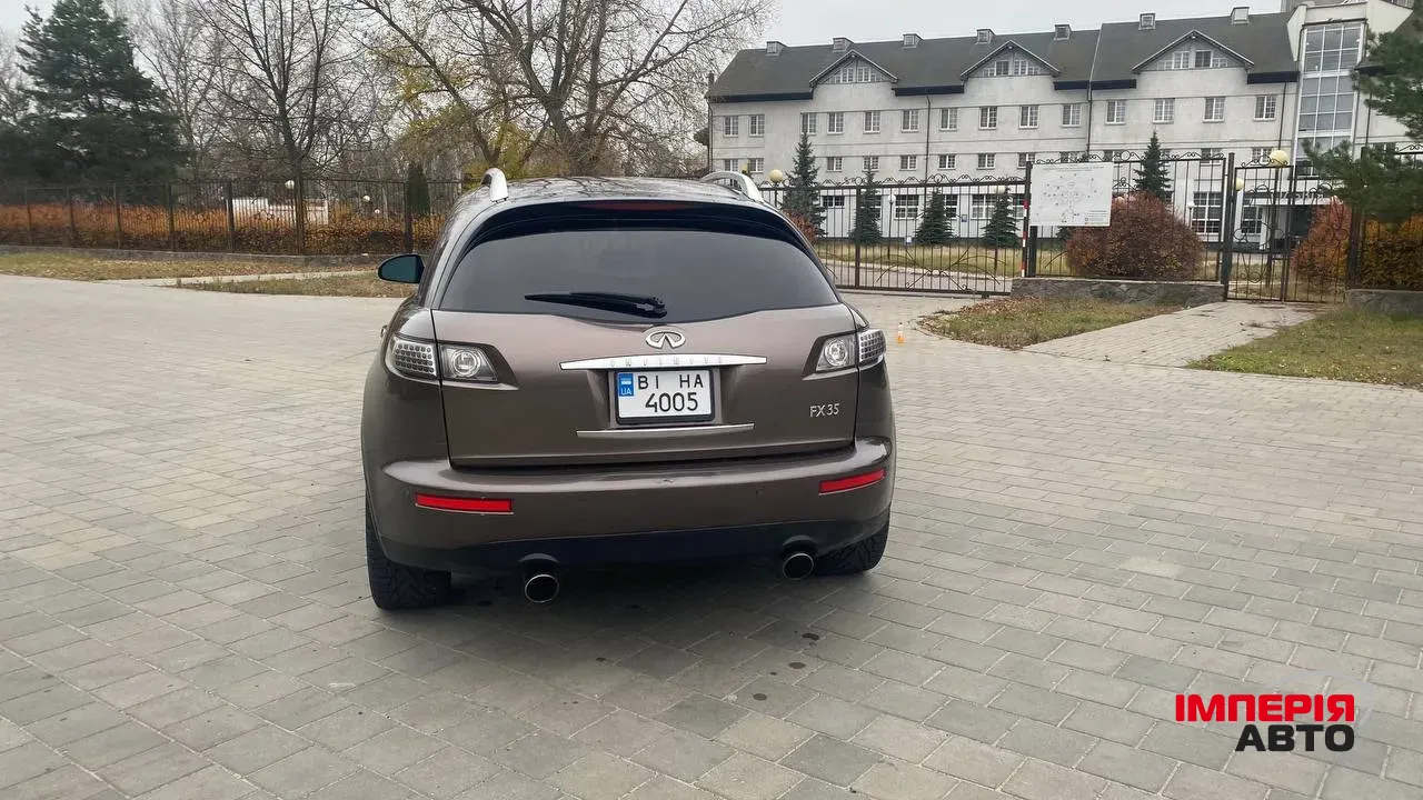 Infiniti FX - фото 3