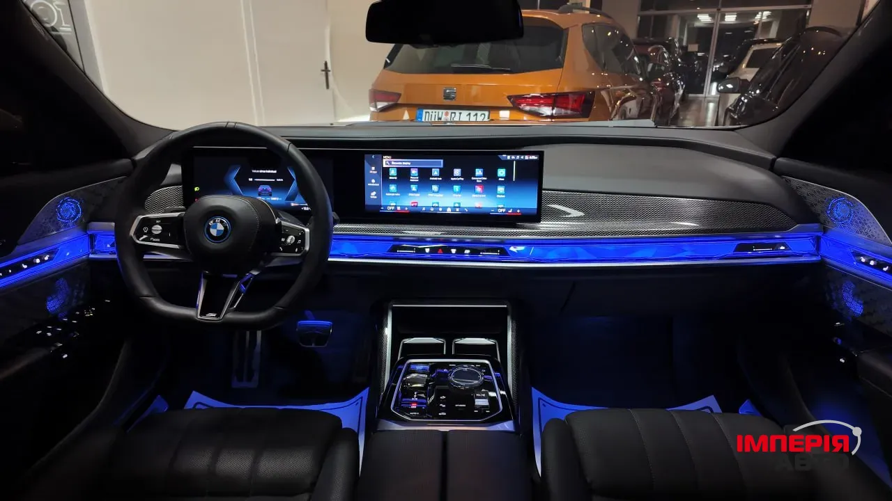 BMW i7 - фото 16