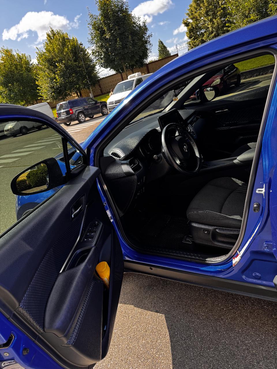 Toyota C-HR - фото 5
