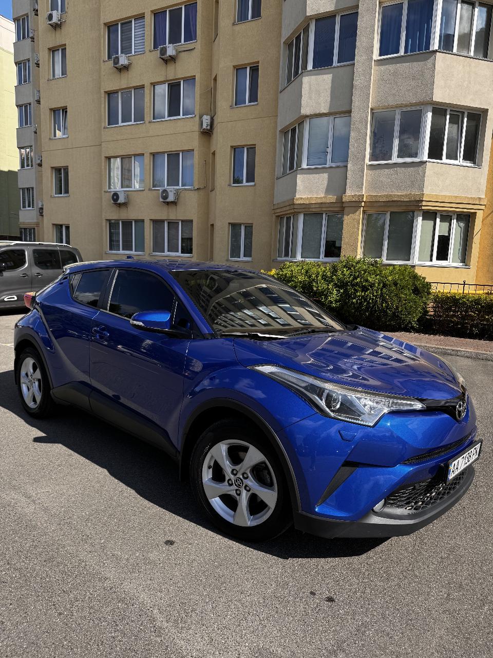 Toyota C-HR - фото 1