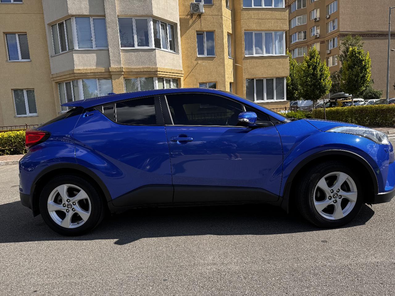 Toyota C-HR - фото 17