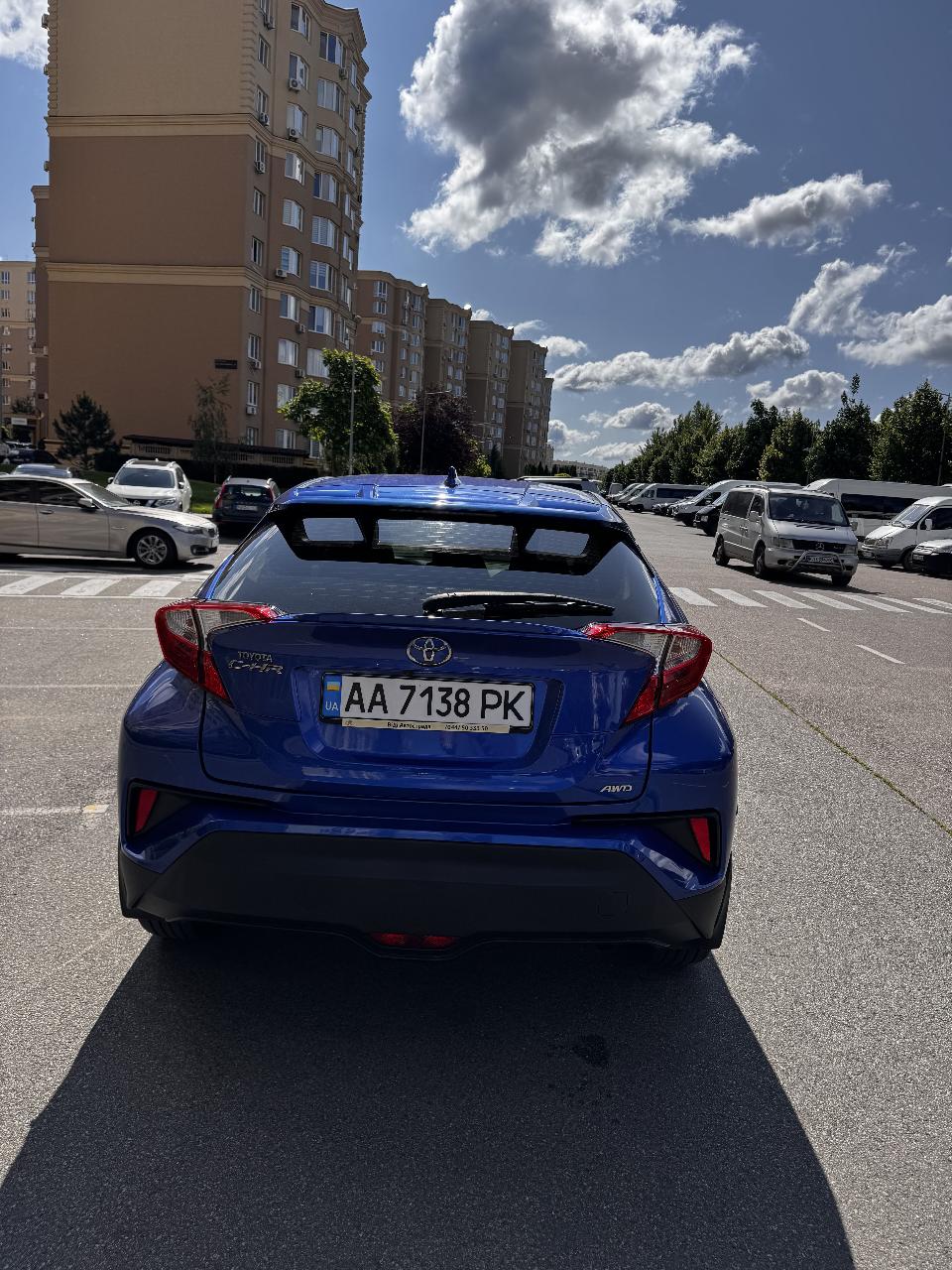 Toyota C-HR - фото 11