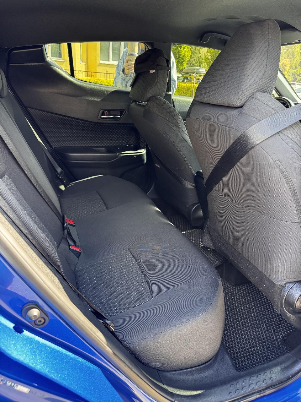 Toyota C-HR - фото 15