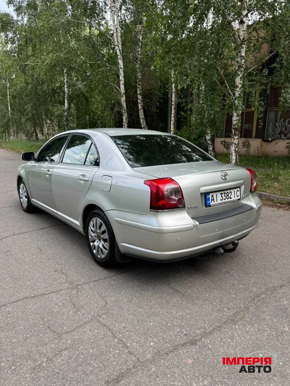 Toyota Avensis - фото 5