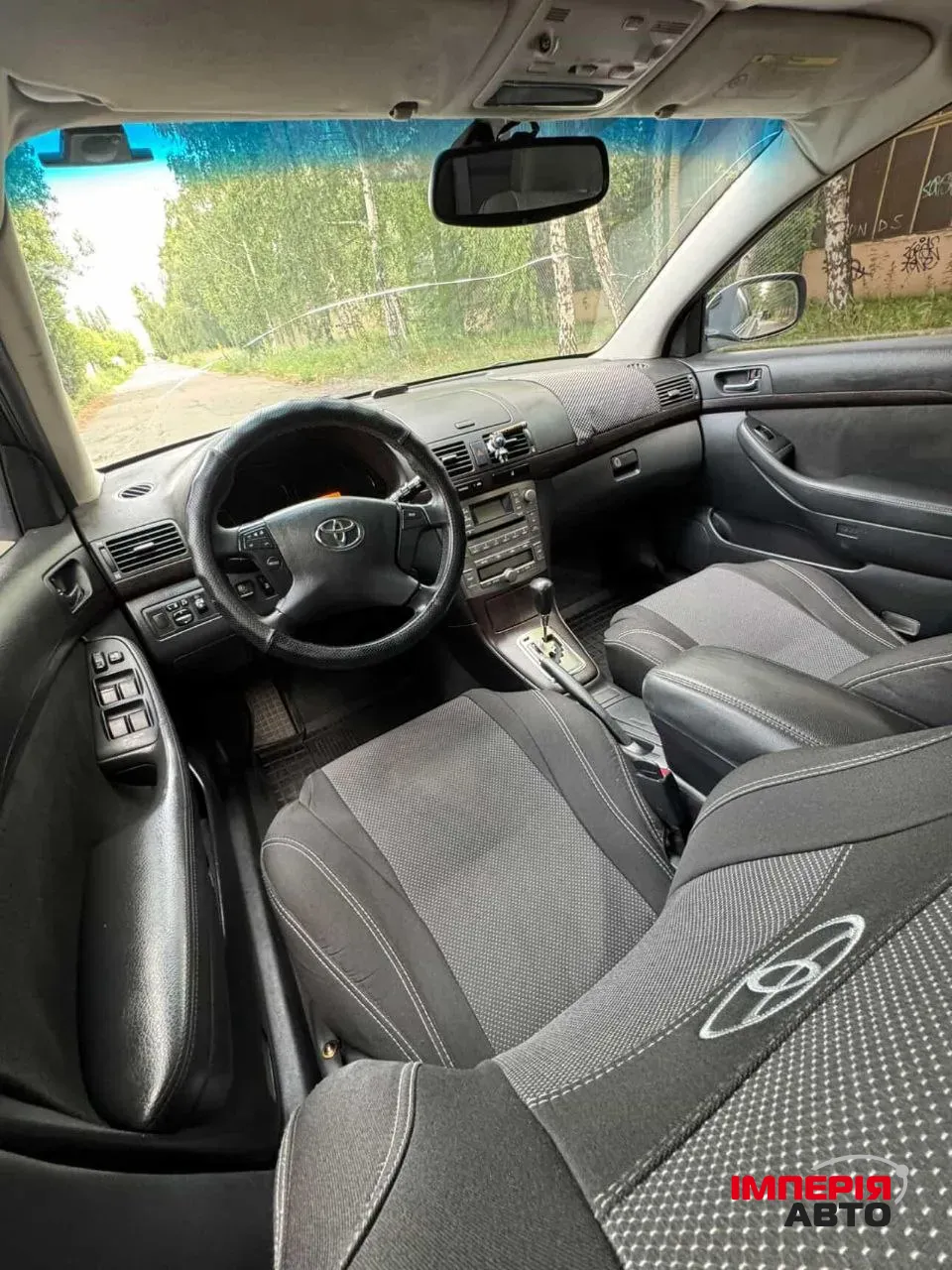 Toyota Avensis - фото 8