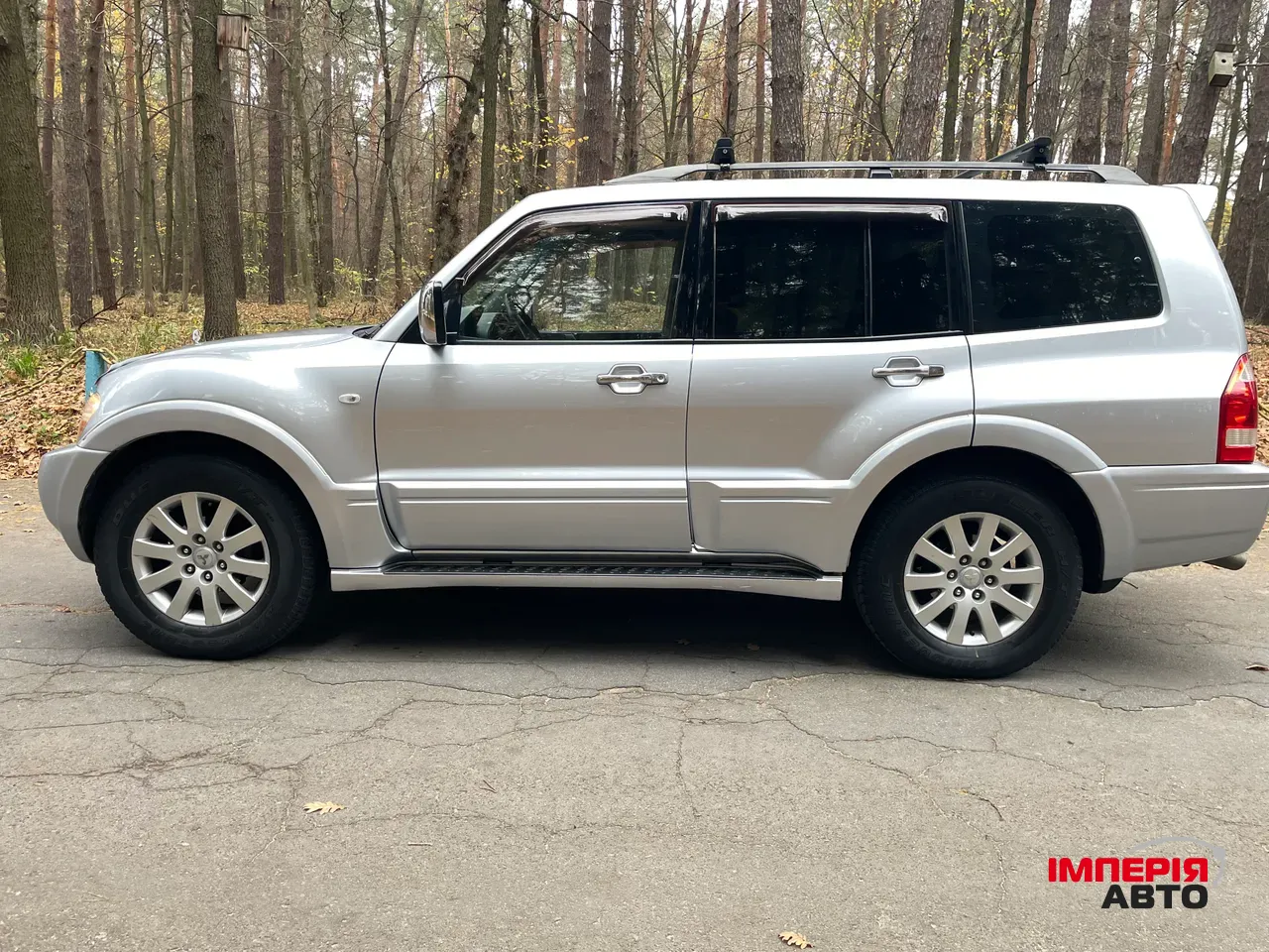 Mitsubishi Pajero - фото 1