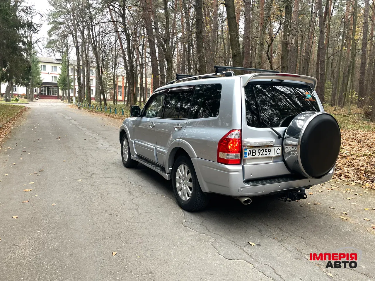 Mitsubishi Pajero - фото 8