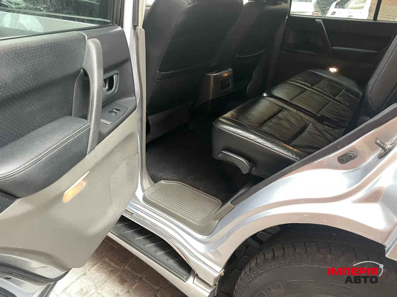 Mitsubishi Pajero - фото 17