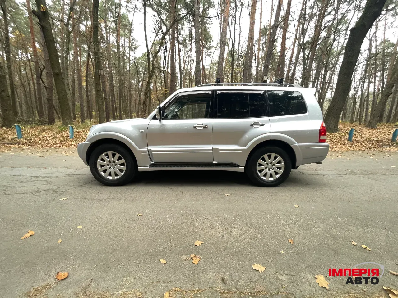 Mitsubishi Pajero - фото 2