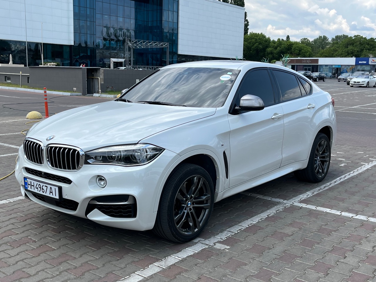BMW X6 - фото 2