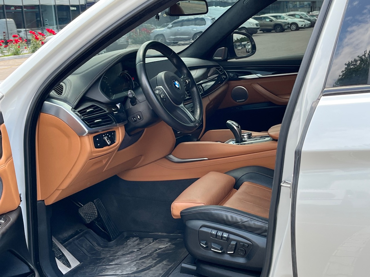 BMW X6 - фото 18