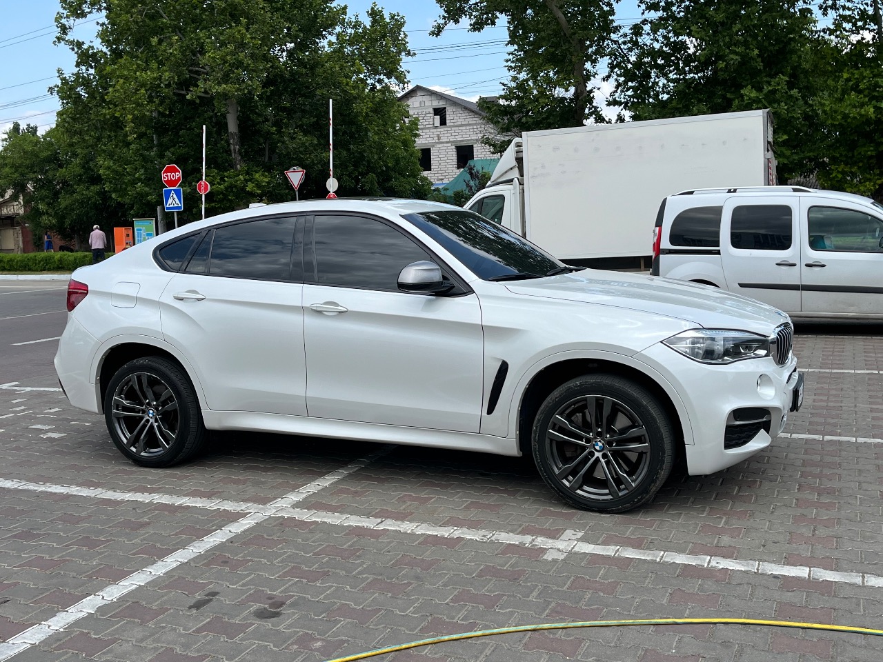 BMW X6 - фото 3