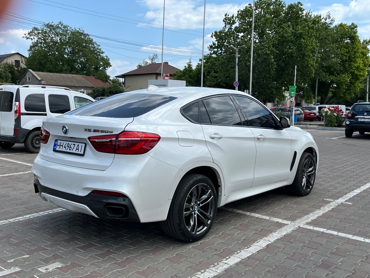 BMW X6 - фото 8