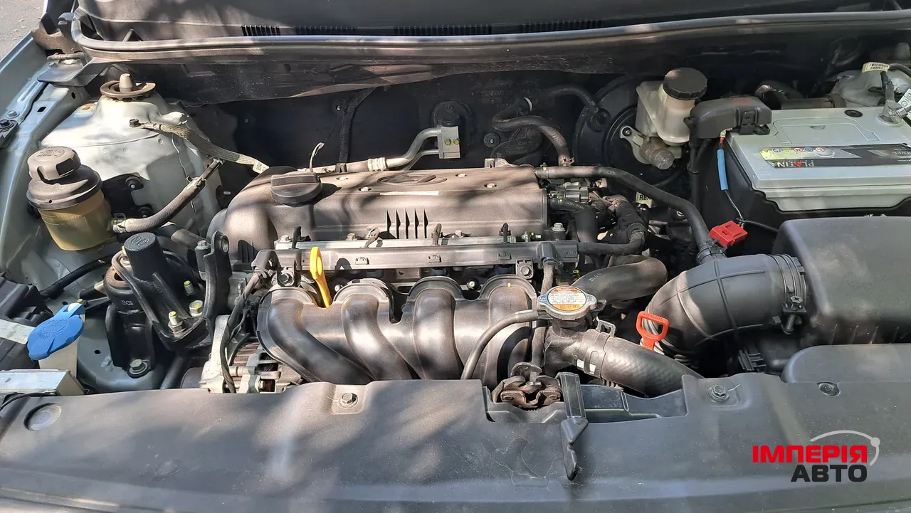 Hyundai Accent - фото 5