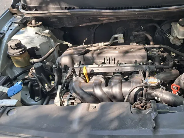 Hyundai Accent - фото 5