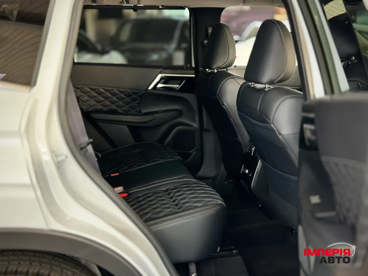 Mitsubishi Outlander - фото 29