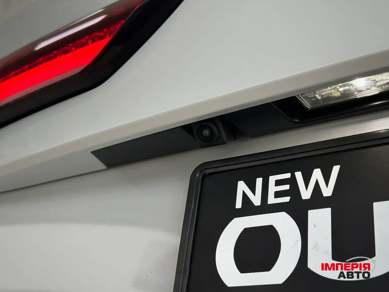 Mitsubishi Outlander - фото 10