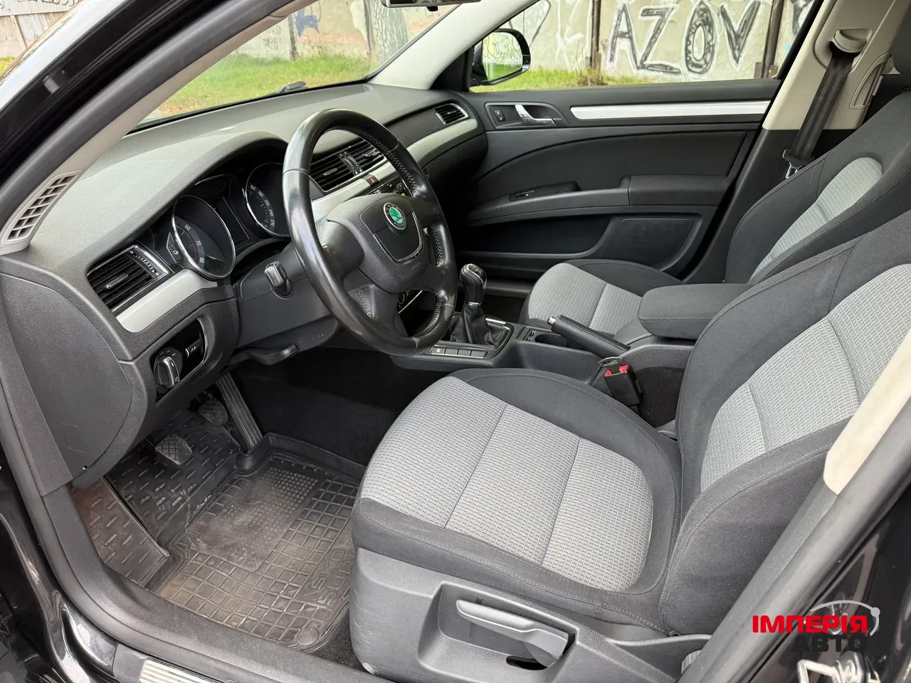 Skoda Superb - фото 8