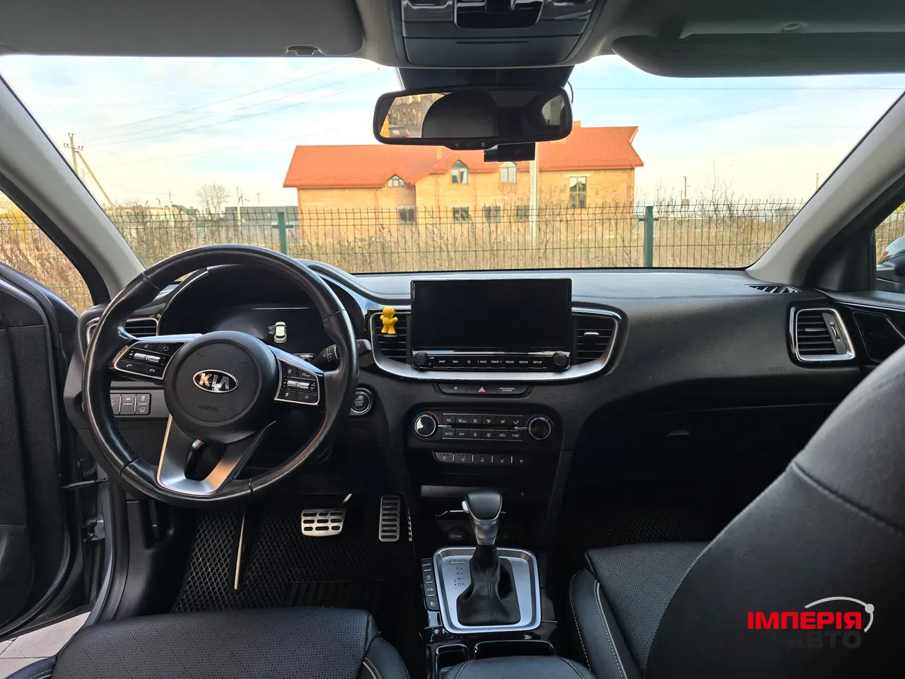 Kia XCeed - фото 3