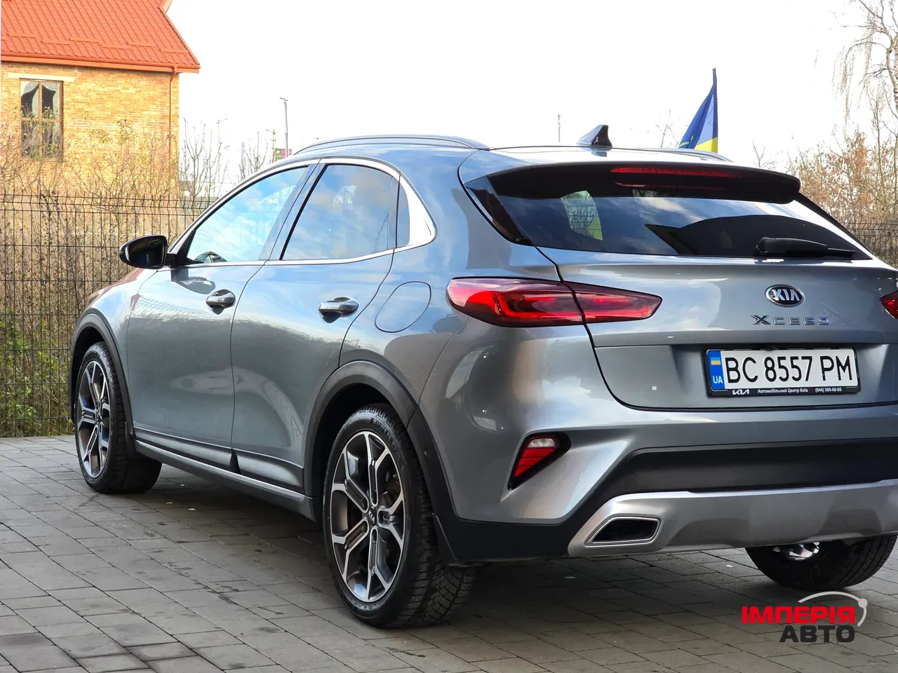Kia XCeed - фото 4