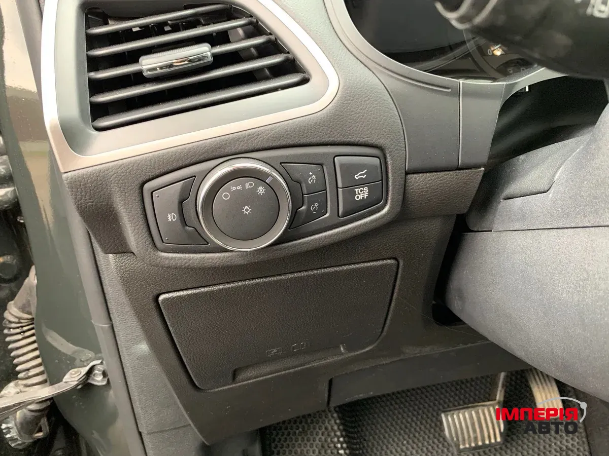 Ford Edge - фото 13