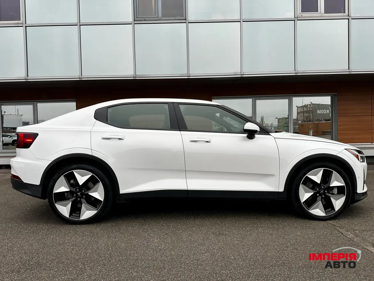 Polestar 2 - фото 9