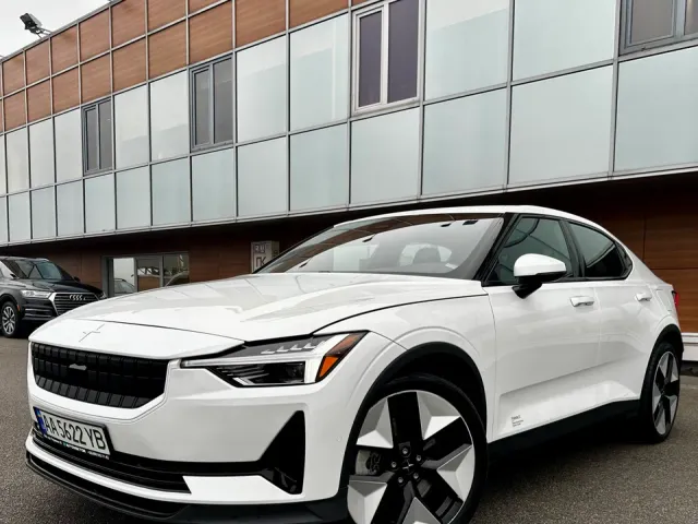 Polestar 2 - фото 2