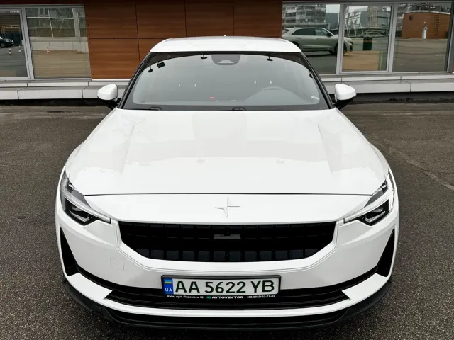 Polestar 2 - фото 4