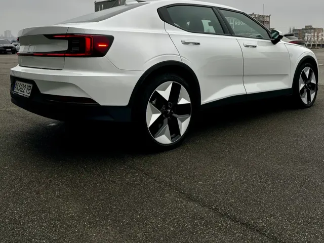 Polestar 2 - фото 5